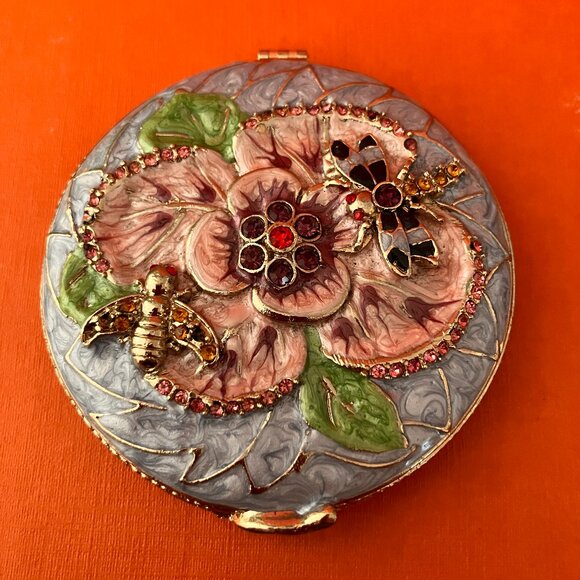 Vintage Enamel Compact: Jewelled Dragonfly & Bee, Double Mirror - Picture 1 of 9